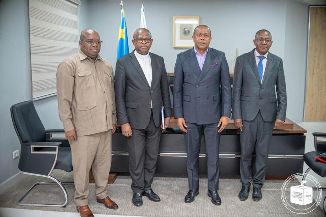 Le Président Denis KADIMA à l'issue des échanges avec Monseigneur Donatien N'SHOLE sur la question de l'audit du Fichier Électoral.