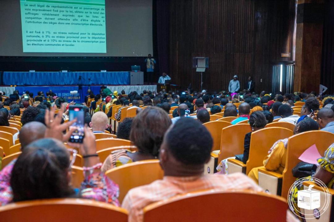 Liste des partis et regroupements ayant atteint le seuil à la Députation provinciale 