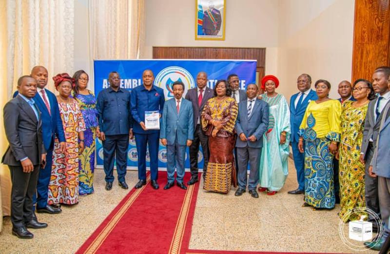 Les membres de la CENI reçus au cabinet du Président Christophe MBOSO pour le dépôt du rapport annuel (2022-2023).